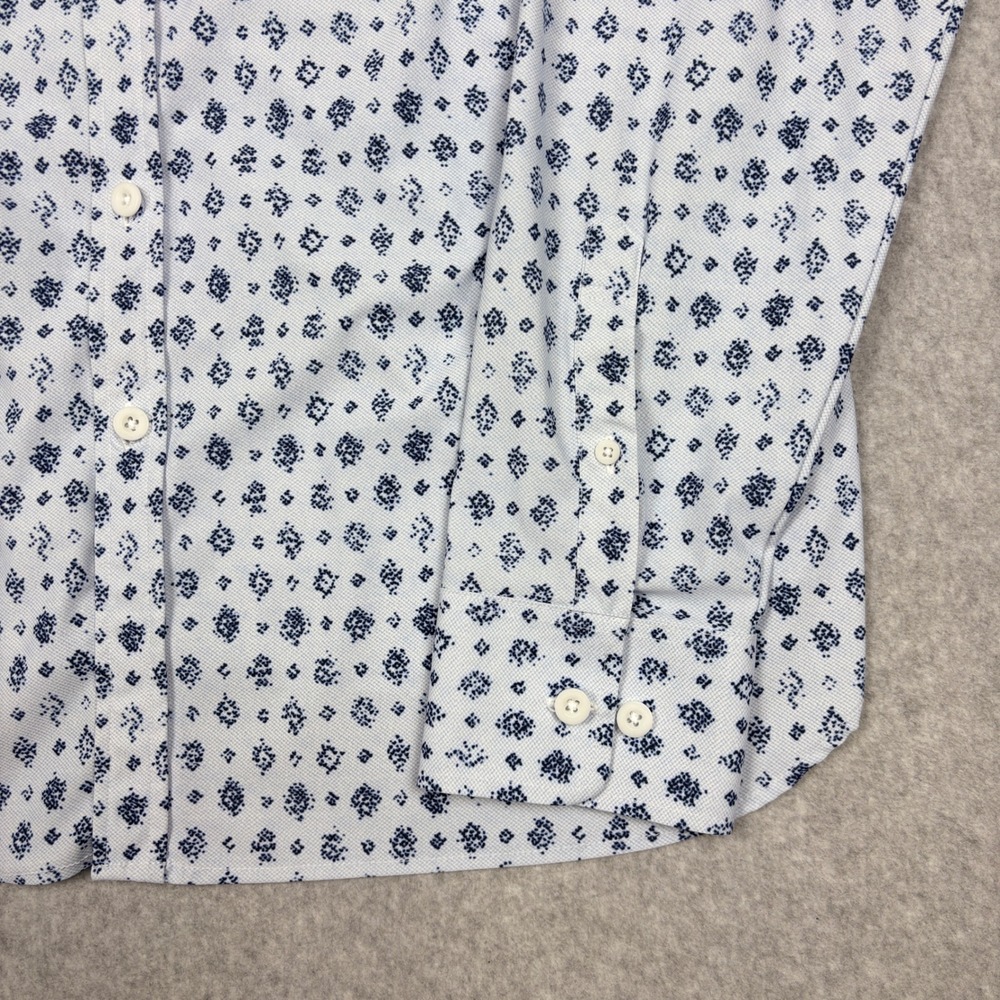Robert Graham Shirt Mens L Classic Fit Blue White Geometric Medallion Stretch - Picture 4 of 10